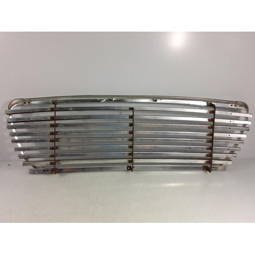 201 - Vintage Morris 1100 MKI grill, 93 x 30cms