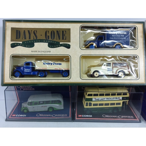 127 - Collection of 8 cased model vehicles