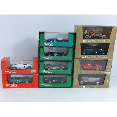 53 - Collection of boxed model vehicles