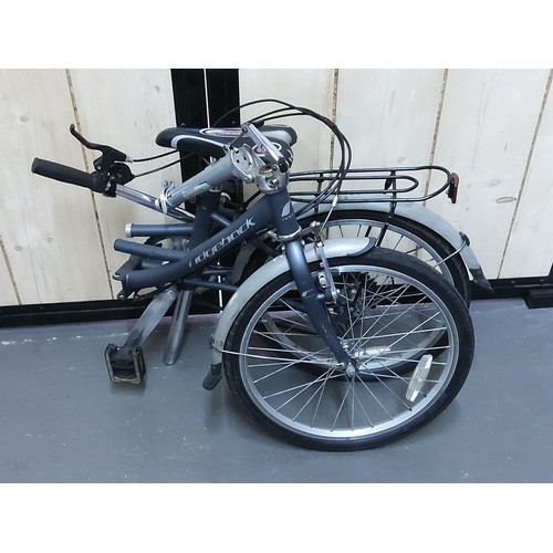 102 - Ridgeback folding city bicycle