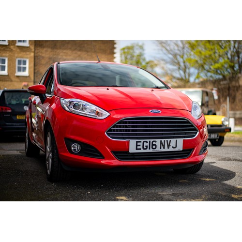 14 - 2016 Ford Fiesta Titanium Turbo Ecoboost.
This punchy 1L ecoboost Fiesta is a very desirable little ... 