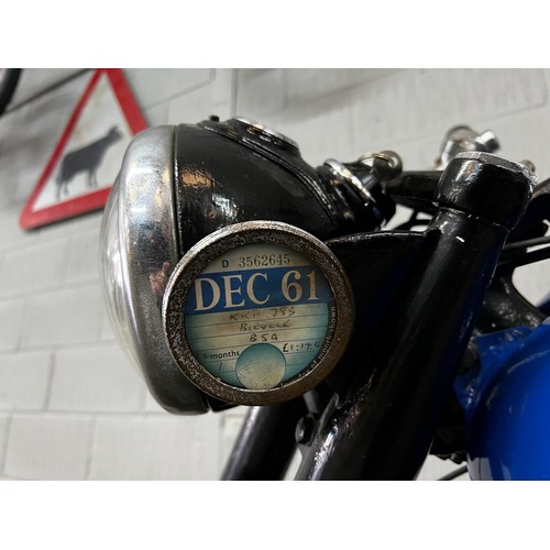 19 - 1948 Blue BSA 250.
First manufactured in 1948, this motorbike has a 250cc engine.
With this motorbik... 