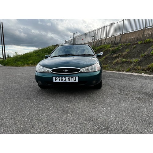 20 - Green Ford Mondeo ST24 V6 2544cc engine, registration P793 NTU, this lovely future classic has a lon... 