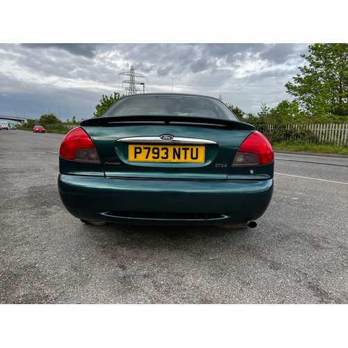 20 - Green Ford Mondeo ST24 V6 2544cc engine, registration P793 NTU, this lovely future classic has a lon... 