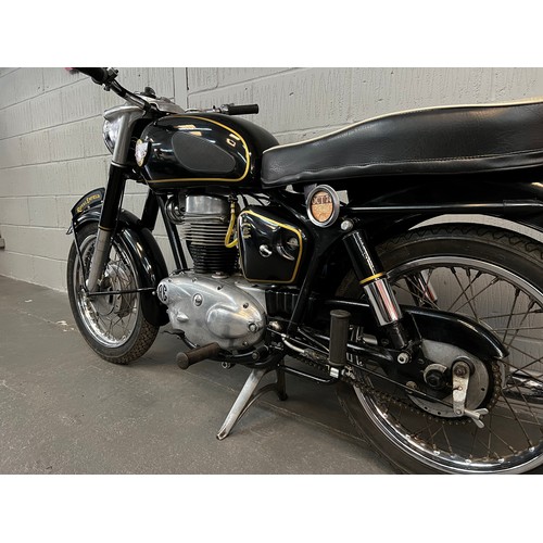 61 - Royal Enfield 250 Crusader.
This Crusader 250 has recently been reprised to its former glory. A rece... 