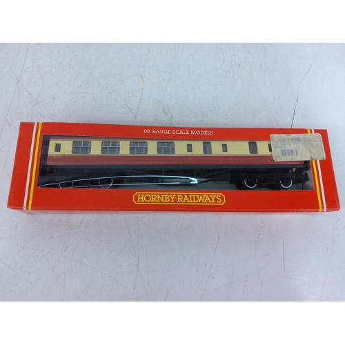 176 - 8 Hornby rolling stock