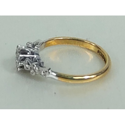 302 - 18ct gold diamond set ring, size K