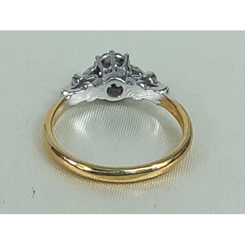 302 - 18ct gold diamond set ring, size K