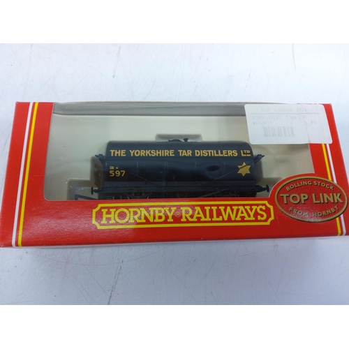 196 - 6 Hornby rolling stock