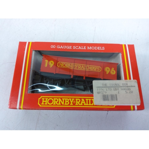 197 - 6 Hornby rolling stock