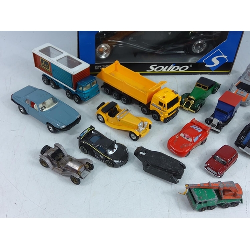 230 - Boxed model car and various unboxed models