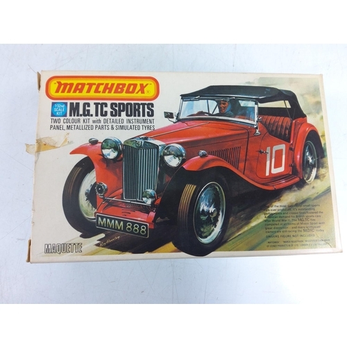 218 - 5 Matchbox model kits