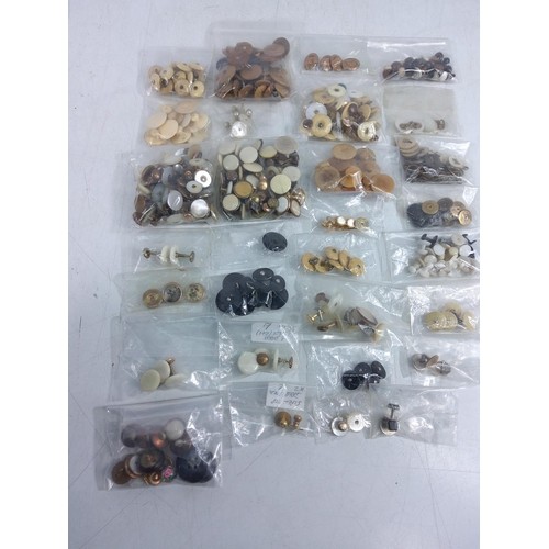 315 - Large qty of various cufflinks, collar studs etc