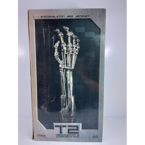 110 - Terminator 2 Judgement Day endoskeleton arm, boxed arm AF