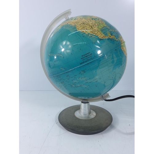 149 - Illuminated globe