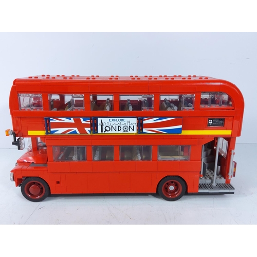 151 - Lego London bus, 35 x 19 x 10cms, complete