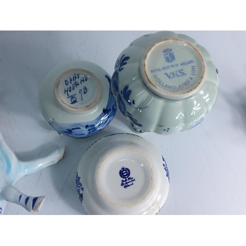 30 - Chinaware including blue and white, Royal Doulton, Delft and Aynsley, Coalport dinnerware etc