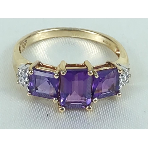 201 - 9ct gold amethyst and diamond cluster ring, size O