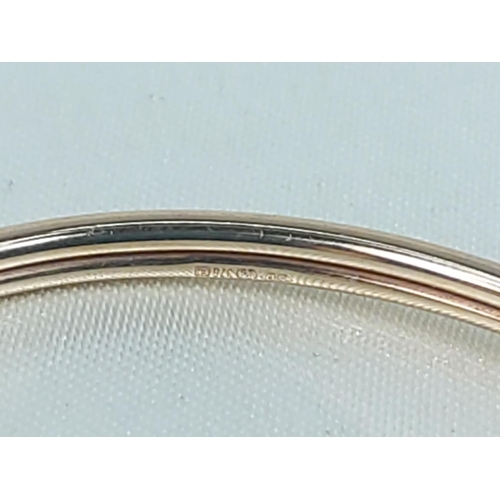 210 - 2 9ct gold bangles, 7.3g