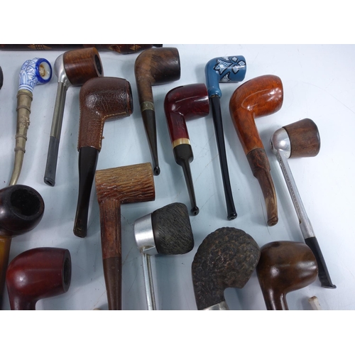 243 - Qty of various pipes and clay pipes