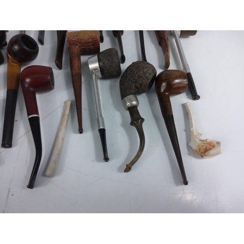 243 - Qty of various pipes and clay pipes