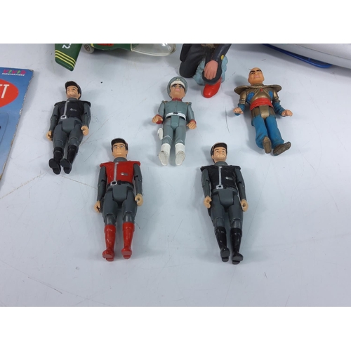 33 - Captain Scarlet toys