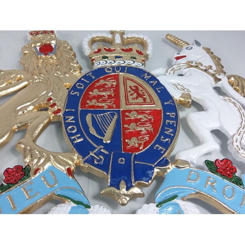 116 - Cast metal Royal Warrant, 50 x 50cms