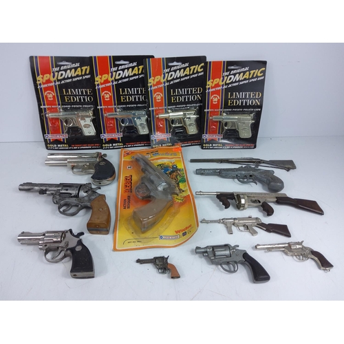 42 - Various toy guns and spud guns