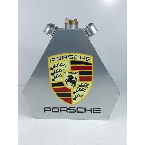 76 - Porsche oil can