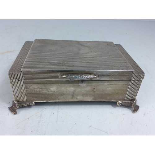 203 - Hallmarked silver desk cigar box in art deco pattern, 658g gross weight