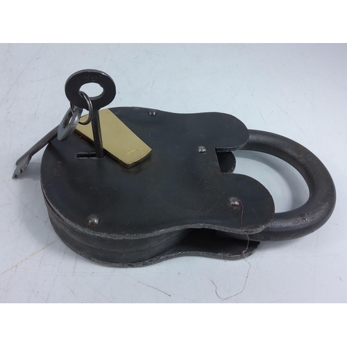 88 - Large metal vintage style padlock, 29 x 16cms