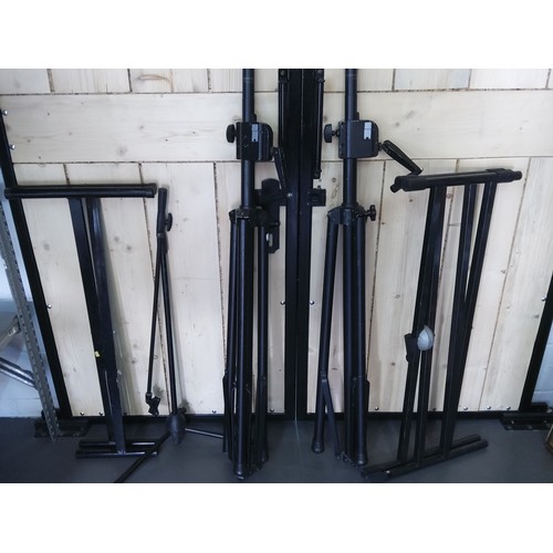 65 - Qty of various mircophone/speaker stands