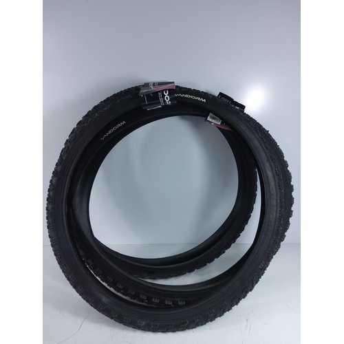 153 - 3 mountain bike tyres