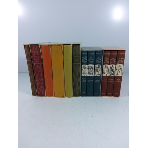 15 - Selection of 12 various books including Folio Society