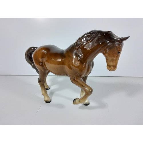 160 - Ussr Horse & Beswick Horse
(Larger horse: 20cm tall, 23cm long)