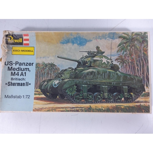 24 - 4 Revell model kits