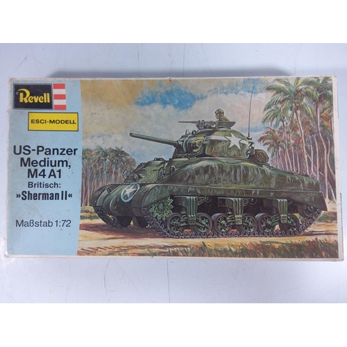 24 - 4 Revell model kits