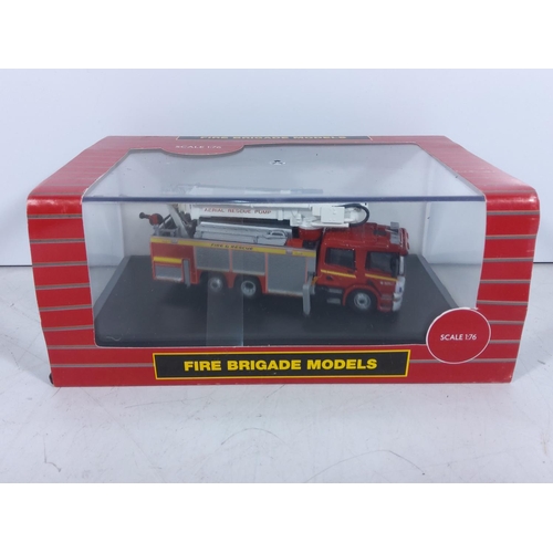 31 - 7 Model vehicles inc fire engines