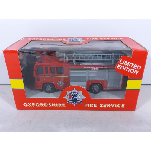 31 - 7 Model vehicles inc fire engines