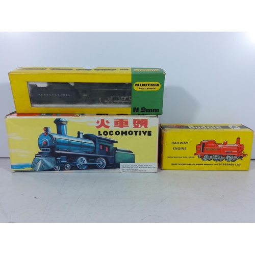 34 - die-cast railway engine, locomotive tin plate toy and Minitrix N 9mm