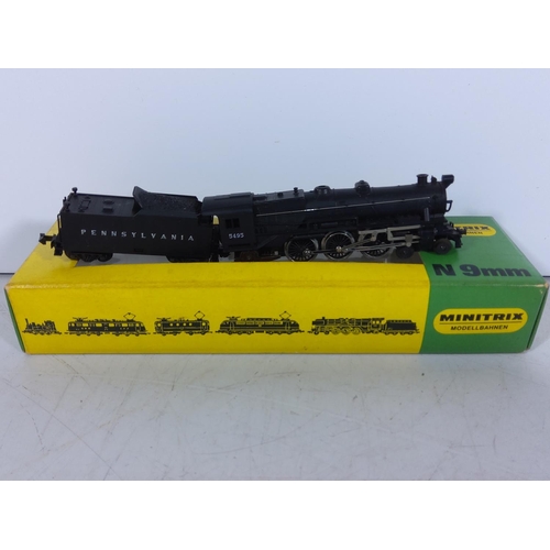 34 - die-cast railway engine, locomotive tin plate toy and Minitrix N 9mm