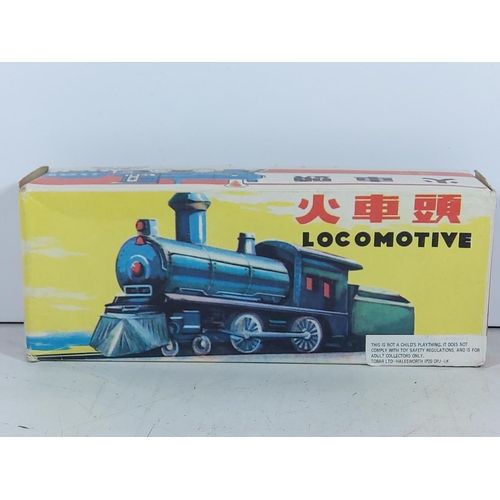 34 - die-cast railway engine, locomotive tin plate toy and Minitrix N 9mm