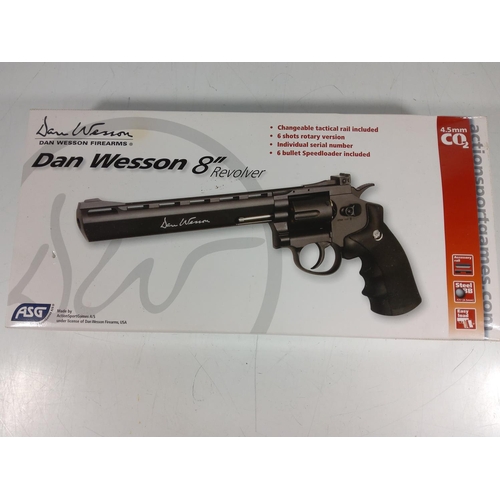 43 - Dan Wesson 8