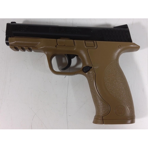 48 - Smith & Wesson M&P air pistol