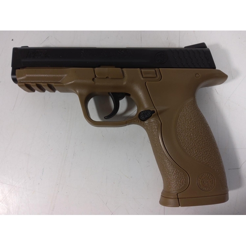 49 - Smith & Wesson M&P air pistol