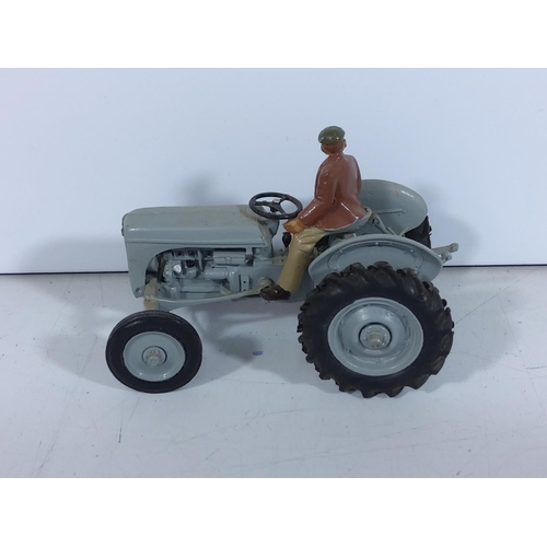 59 - Boxed Ferguson TE 20 Tractor