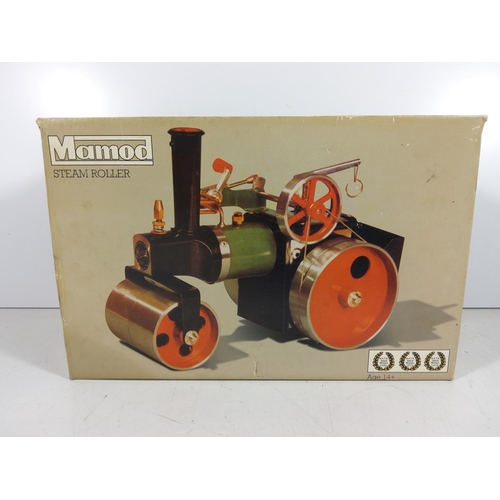 73 - Boxed Mamod Steam roller