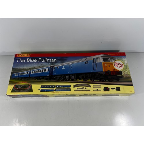 17 - Boxed Hornby The Blue Pullman 00 Gauge Train set