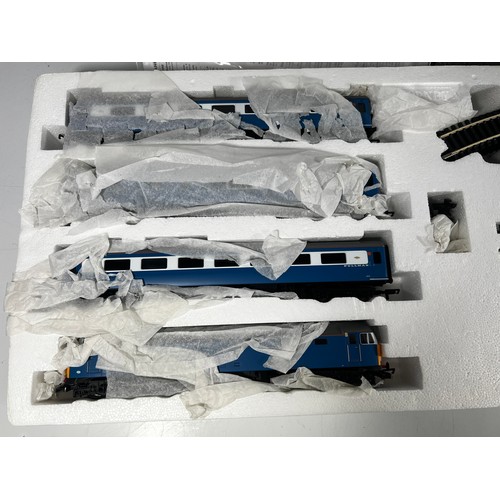 17 - Boxed Hornby The Blue Pullman 00 Gauge Train set