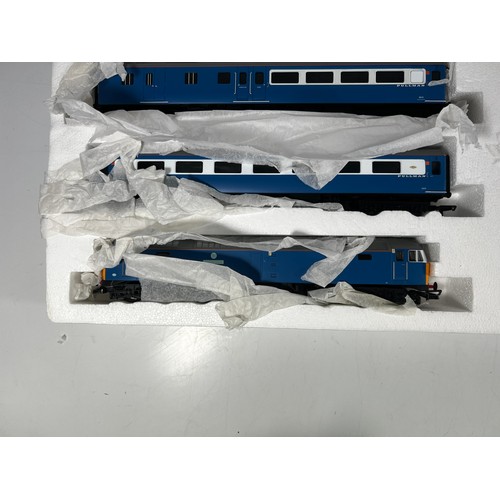 17 - Boxed Hornby The Blue Pullman 00 Gauge Train set